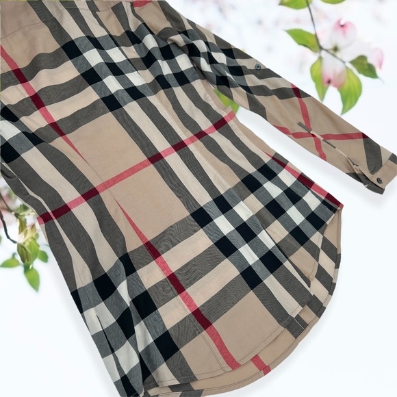 BURBERRY Button Down - Picture 3 of 8